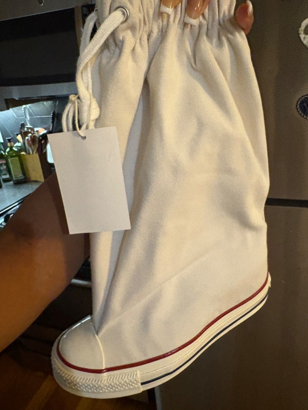 White vaquera converse size 7.5 - Picture 3 of 3
